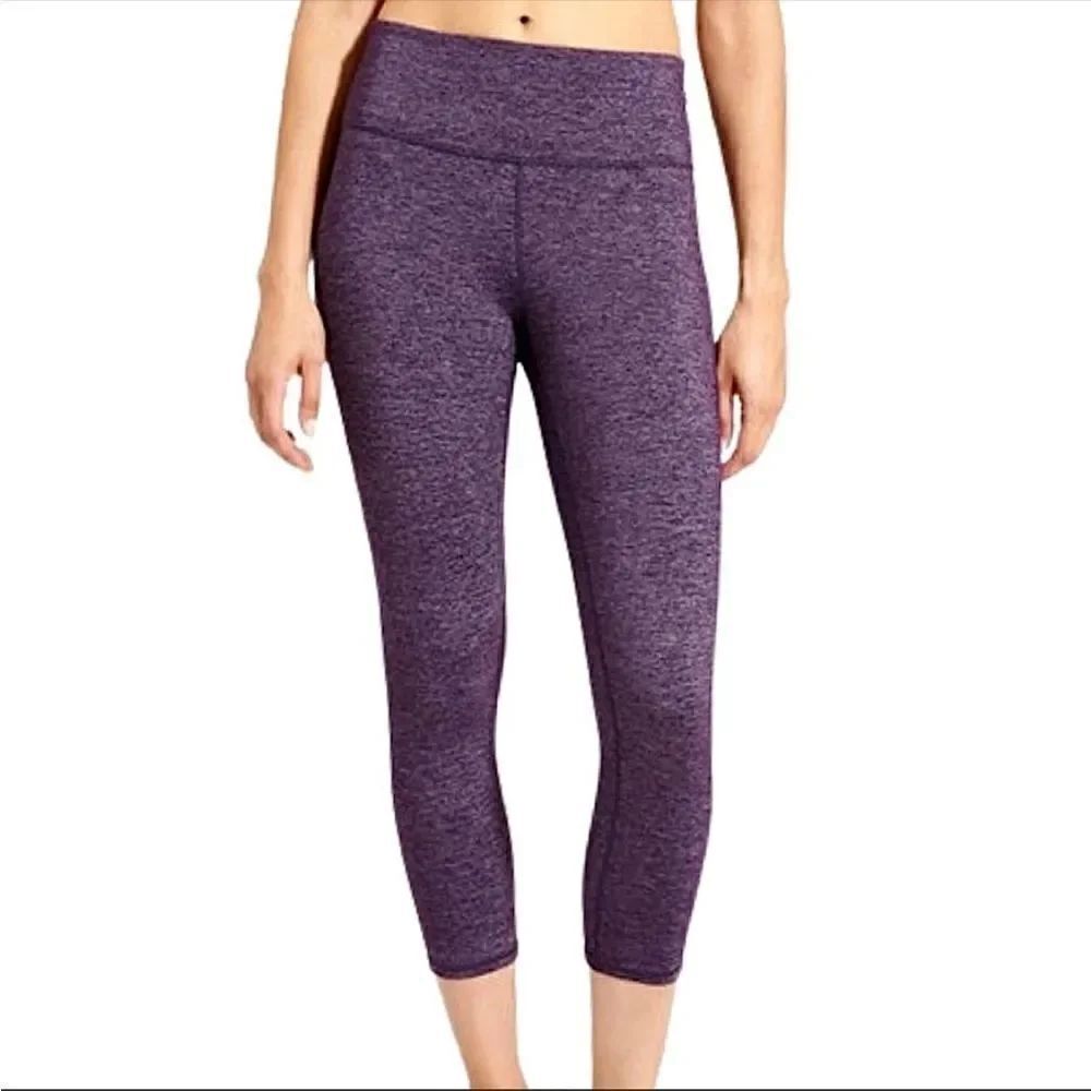 Athleta Purple High-Rise Quest Capri Leggings size small
